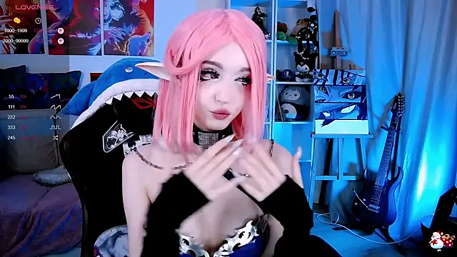 Snapshot of _Sparkland_ chatting on September 2025 07:28:01 PM Sparkland online show from September 2025 07:28:01 PM