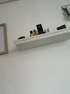 Snapshot of JuNIs_ chatting on November 2025 12:15:02 PM JuNIs online show from November 2025 12:15:02 PM