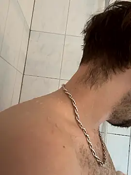 Snapshot of JuNIs_ chatting on February 2026 11:31:01 AM JuNIs online show from February 2026 11:31:01 AM