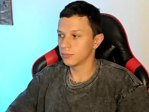 goodboy69l online show from February 2026 12:32:02 PM