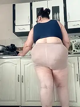 Madisonpalacio online show from October 2025 01:56:02 PM