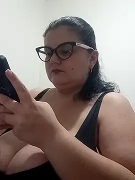 Madisonpalacio online show from April 2026 10:07:02 PM