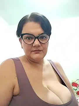 Snapshot of Madisonpalacio chatting on July 2026 04:03:02 PM Madisonpalacio online show from July 2026 04:03:02 PM