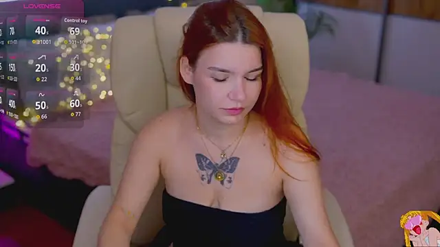 RedShinee online show from November 2025 07:41:02 AM