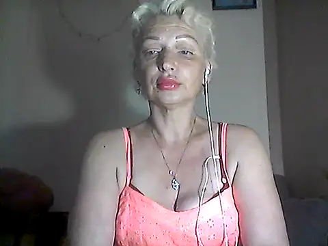 Snapshot of MaryJane441 chatting on July 2026 08:41:01 PM MaryJane441 online show from July 2026 08:41:01 PM
