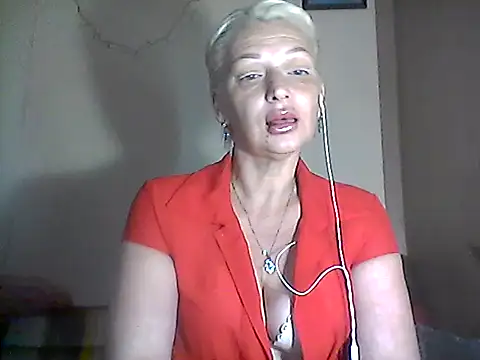 Snapshot of MaryJane441 chatting on July 2026 08:35:01 PM MaryJane441 online show from July 2026 08:35:01 PM