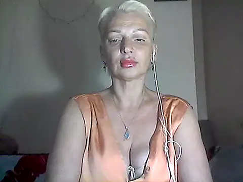 Snapshot of MaryJane441 chatting on July 2026 07:52:02 PM MaryJane441 online show from July 2026 07:52:02 PM