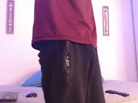 Snapshot of harrytomson_1 chatting on December 2024 04:32:01 AM harrytomson 1 online show from December 2024 04:32:01 AM