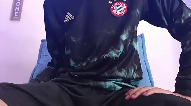 Snapshot of harrytomson_1 chatting on February 2025 09:41:01 AM harrytomson 1 online show from February 2025 09:41:01 AM