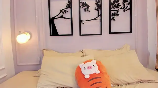 zoe roux21 online show from November 2025 04:23:02 AM