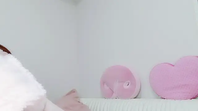 Snapshot of erokangoshi-nene chatting on December 2024 06:37:02 PM erokangoshi-nene online show from December 2024 06:37:02 PM