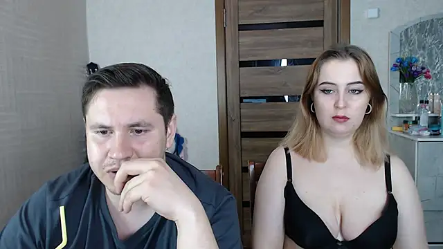 Kristy-Max online show from February 2025 08:59:01 PM