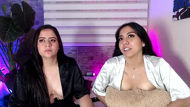 KarolandMichel online show from March 2025 06:23:02 PM