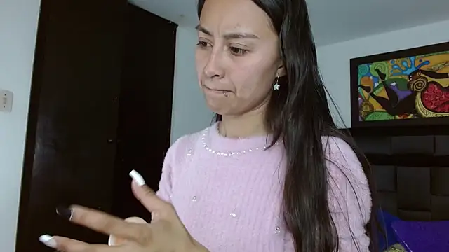 tatiana valencia online show from February 2025 03:43:01 PM