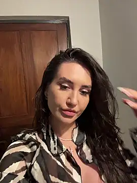 Snapshot of freyacherie chatting on December 2025 06:05:01 PM freyacherie online show from December 2025 06:05:01 PM