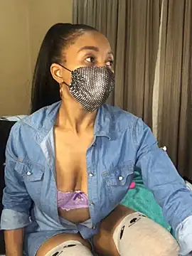 niccki3 online show from January 2025 10:58:02 PM