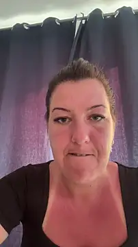 NatiLove35 online show from February 2026 06:04:02 PM