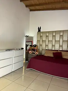 Alexa Miss online show from October 2025 06:54:02 PM