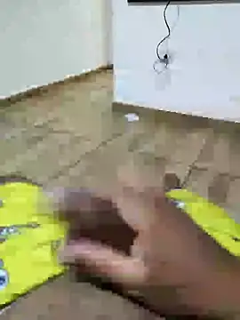 Snapshot of roladuraPr chatting on January 2025 03:14:01 AM roladuraPr online show from January 2025 03:14:01 AM