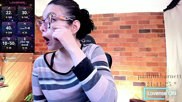 Snapshot of paulinabarnett- chatting on November 2025 03:44:01 PM paulinabarnett- online show from November 2025 03:44:01 PM