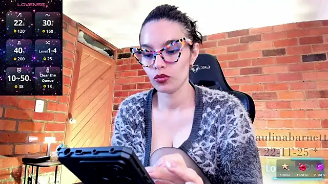 Snapshot of paulinabarnett- chatting on November 2025 06:18:02 PM paulinabarnett- online show from November 2025 06:18:02 PM