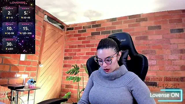 Snapshot of paulinabarnett- chatting on December 2025 03:48:01 AM paulinabarnett- online show from December 2025 03:48:01 AM