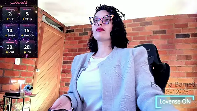 Snapshot of paulinabarnett- chatting on December 2025 05:13:01 AM paulinabarnett- online show from December 2025 05:13:01 AM