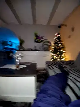 Snapshot of schlonzi81 chatting on December 2025 09:08:01 PM schlonzi81 online show from December 2025 09:08:01 PM