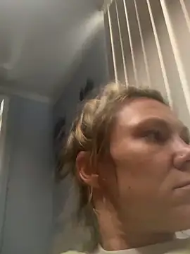 hotNReady6969 online show from December 2025 02:13:01 PM