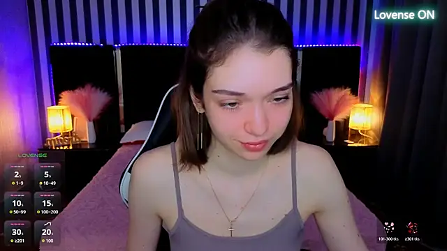 Snapshot of Cherry_Wipe chatting on August 2026 06:23:01 AM Cherry Wipe online show from August 2026 06:23:01 AM