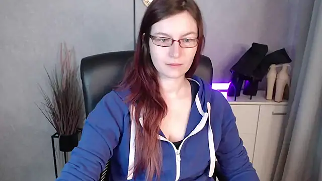 emmaxDelight online show from February 2026 06:30:02 AM