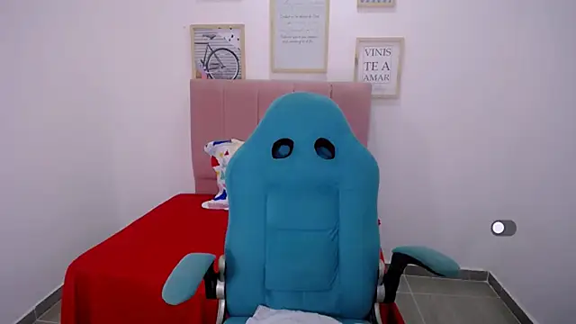 victoria love89 online show from February 2025 01:55:01 AM