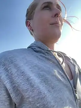 Snapshot of JoleneFuego chatting on March 2025 02:58:01 PM JoleneFuego online show from March 2025 02:58:01 PM