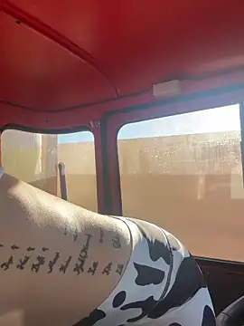 Snapshot of JoleneFuego chatting on November 2025 09:21:01 AM JoleneFuego online show from November 2025 09:21:01 AM