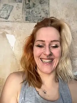 Snapshot of JoleneFuego chatting on November 2025 08:58:02 AM JoleneFuego online show from November 2025 08:58:02 AM