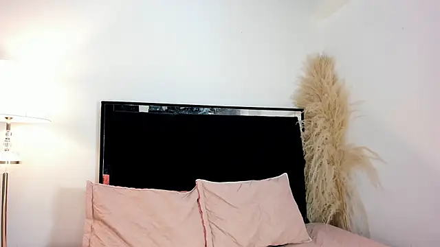 lilithTeen1  online show from April 2026 03:56:01 AM