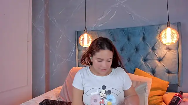 aprill21  online show from December 2024 10:22:01 PM