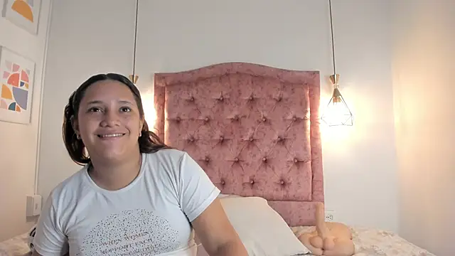 aprill21  online show from March 2025 01:51:01 PM