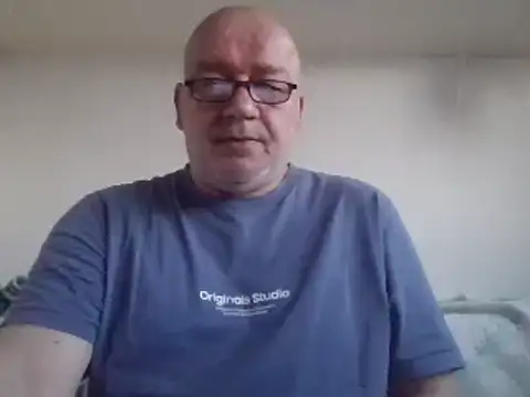 Snapshot of Belko7 chatting on March 2025 04:38:02 PM Belko7 online show from March 2025 04:38:02 PM