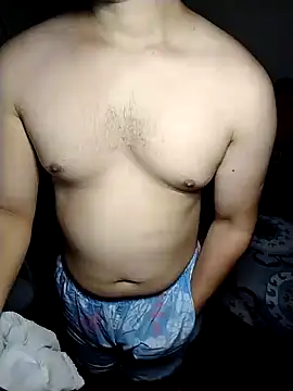 Snapshot of Gasparin32 chatting on March 2025 06:44:02 PM Gasparin32 online show from March 2025 06:44:02 PM