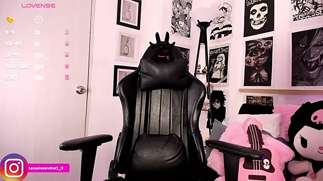 Lexyjoycce online show from November 2025 09:16:01 PM