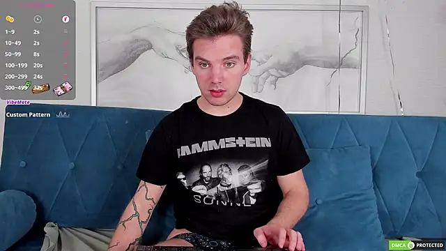 ArthurWhitee online show from March 2025 03:53:02 AM