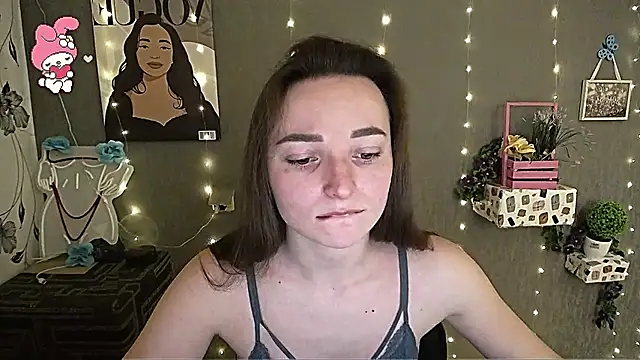 Snapshot of _Barbie_Kiss_ chatting on February 2025 09:28:01 AM Barbie Kiss online show from February 2025 09:28:01 AM