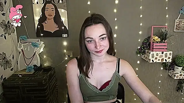 Snapshot of _Barbie_Kiss_ chatting on February 2025 11:44:02 AM Barbie Kiss online show from February 2025 11:44:02 AM