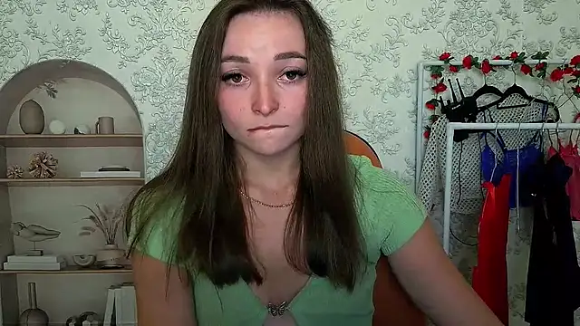 Snapshot of _Barbie_Kiss_ chatting on September 2025 03:27:02 PM Barbie Kiss online show from September 2025 03:27:02 PM