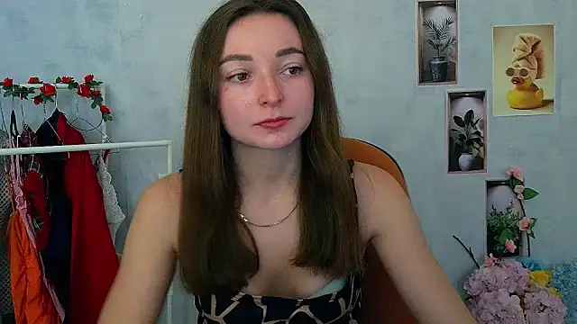 Snapshot of _Barbie_Kiss_ chatting on December 2025 12:21:02 PM Barbie Kiss online show from December 2025 12:21:02 PM