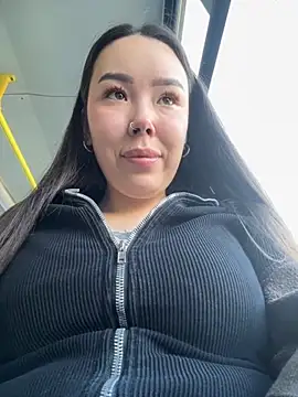 Asian Asami online show from September 2025 01:55:02 PM