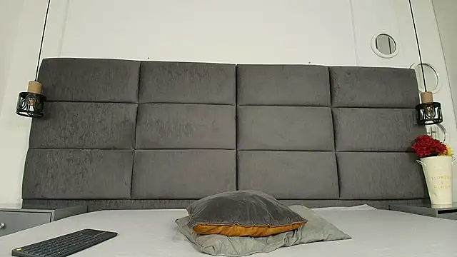 Snapshot of Hanna_lens chatting on November 2025 10:20:01 PM Hanna lens online show from November 2025 10:20:01 PM