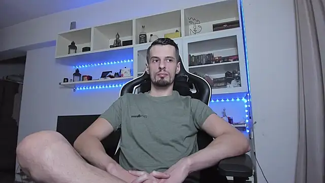 ToddClaytonn online show from November 2025 02:20:01 AM