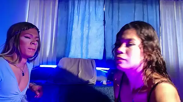 Snapshot of youdremalovets chatting on February 2025 12:41:02 PM youdremalovets online show from February 2025 12:41:02 PM